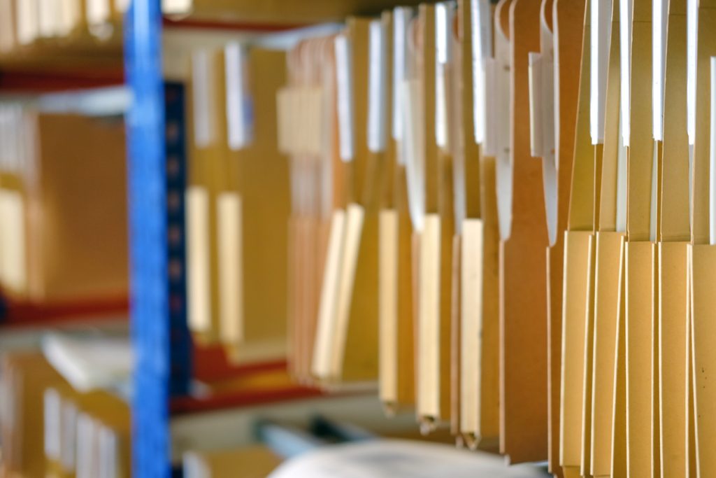 機密文書の情報漏洩対策｜溶解処理とシュレッダーのどちらがよい？